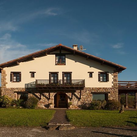 Casa Peluaga Guest House Oiartzun Bagian luar foto