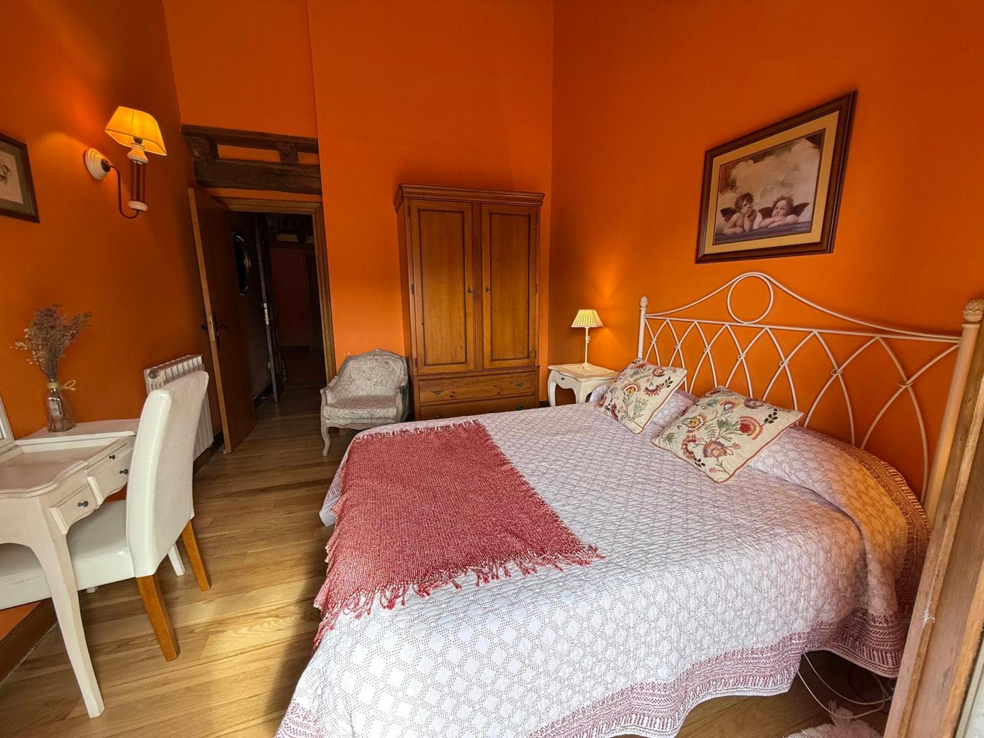 Casa Peluaga Guest House Oiartzun Bagian luar foto