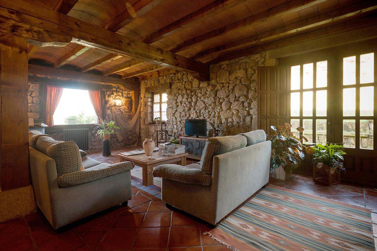 Casa Peluaga Guest House Oiartzun Bagian luar foto